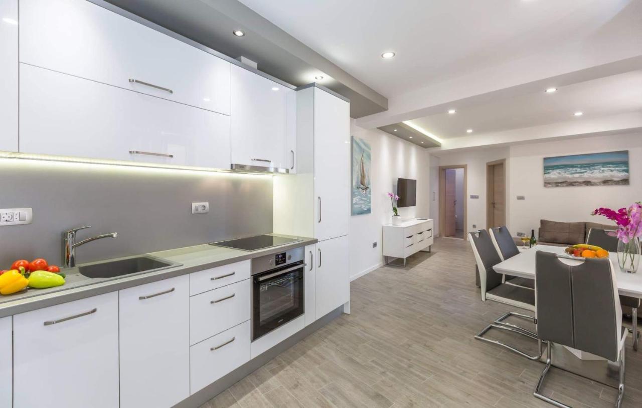 מאקרסקה Apartman Dva מראה חיצוני תמונה